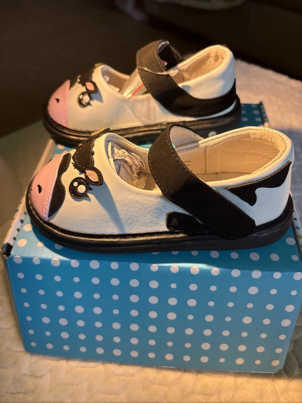 Wee Squeak Bessie Moo Cow  Toddler Squeaky Shoe Size 11 NIB
